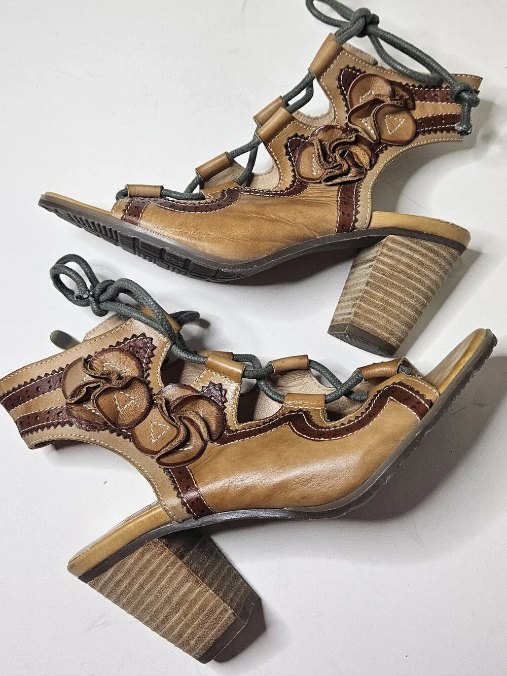 L'Artiste Spring Step Sandals Alejandra Lace Up Heeled Brown Tan  Leather 37 7